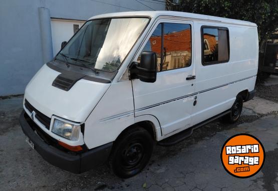 Utilitarios - Renault Trafic 2.1 1996 Diesel 300000Km - En Venta