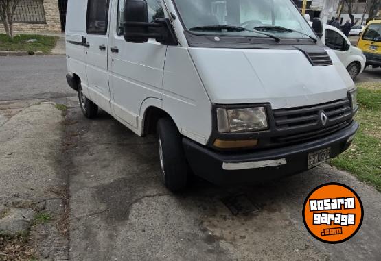 Utilitarios - Peugeot Trafic 1997 GNC 111111Km - En Venta