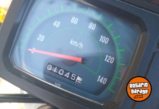 Motos - Suzuki AX100 2025 Nafta 1000Km - En Venta
