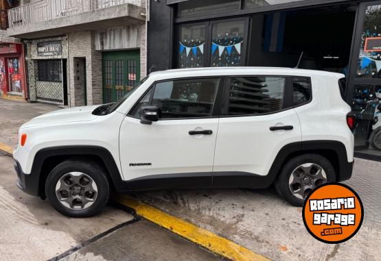 Autos - Chrysler Jeep renegade sport 1.8 2017 GNC 144000Km - En Venta