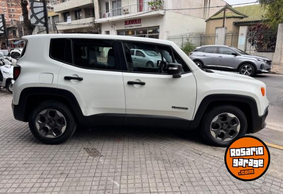 Autos - Chrysler Jeep renegade sport 1.8 2017 GNC 144000Km - En Venta