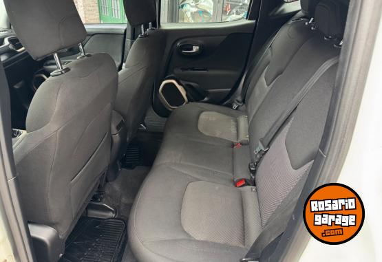 Autos - Chrysler Jeep renegade sport 1.8 2017 GNC 144000Km - En Venta