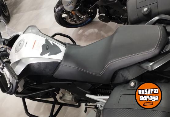 Motos - CF Mt 650 2023 Nafta 7900Km - En Venta