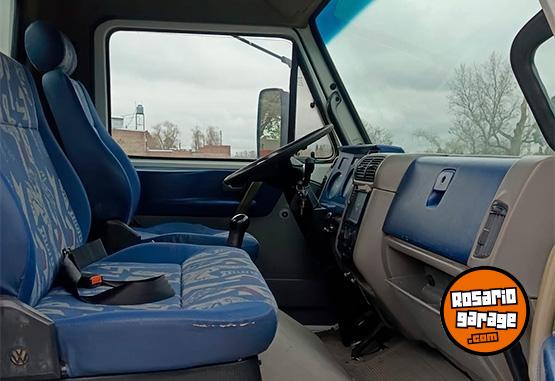 Camiones y Grúas - Volskwagen 13180 - Año 2005 - En Venta