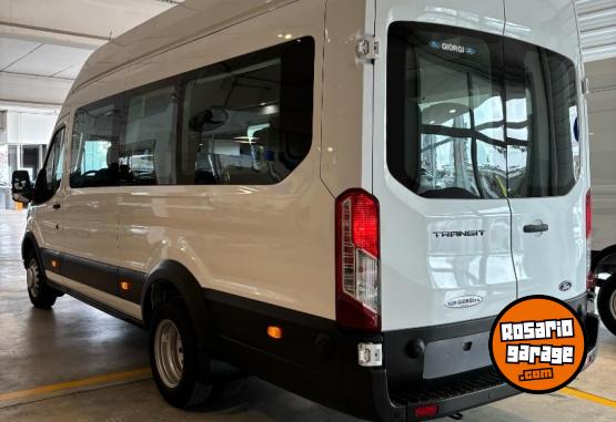 Utilitarios - Ford Transit Minibus 17+1 2026 Nafta 0Km - En Venta