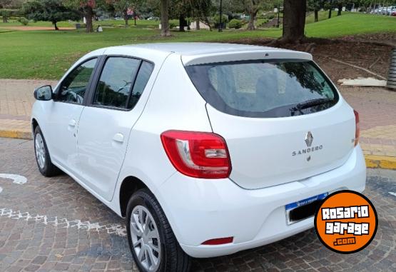 Autos - Renault Sandero 2017 Nafta 96000Km - En Venta