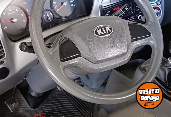 Camiones y Grúas - Kia K2500 - En Venta