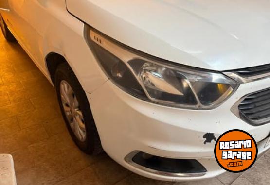 Autos - Chevrolet Cobalt 2019 GNC 240000Km - En Venta