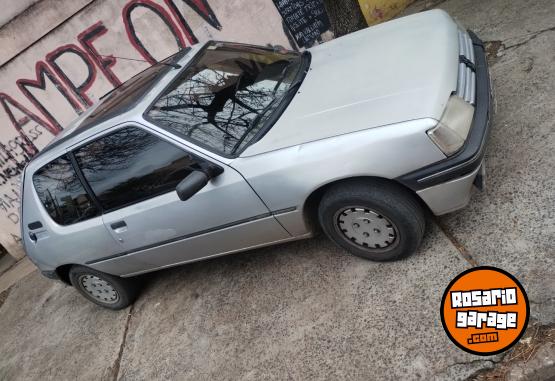 Clásicos - Peugeot 205 - En Venta