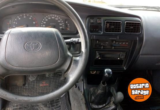 Camionetas - Toyota Hilux sw4 1997 Diesel 250000Km - En Venta