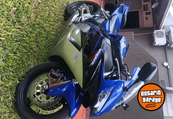 Motos - Honda CBR 1000 rr 2005 Nafta 38500Km - En Venta