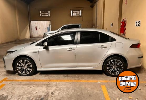 Autos - Toyota Corolla Seg 2022 Electrico / Hibrido 42000Km - En Venta