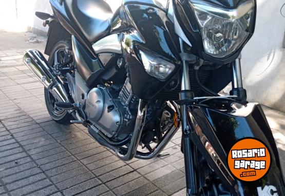 Motos - Suzuki Inazuma GW250 2015 Nafta 34300Km - En Venta