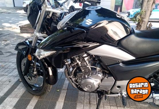 Motos - Suzuki Inazuma GW250 2015 Nafta 34300Km - En Venta