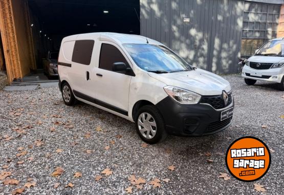 Utilitarios - Renault KANGOO CONFORT 2022 Nafta 150000Km - En Venta