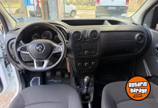 Utilitarios - Renault KANGOO CONFORT 2022 Nafta 150000Km - En Venta