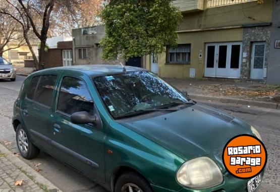 Autos - Renault CLIO 2 2001 Nafta 165000Km - En Venta