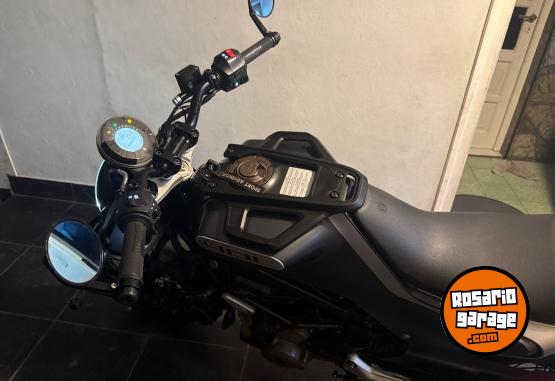 Motos - Husqvarna 401 2021 Nafta 12000Km - En Venta