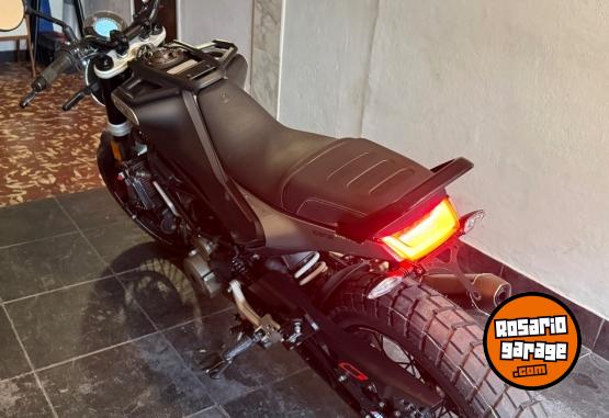 Motos - Husqvarna 401 2021 Nafta 12000Km - En Venta