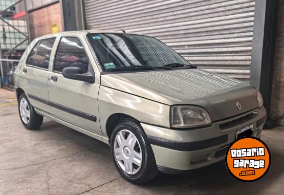 Autos - Renault CLIO 1999 Diesel 110000Km - En Venta