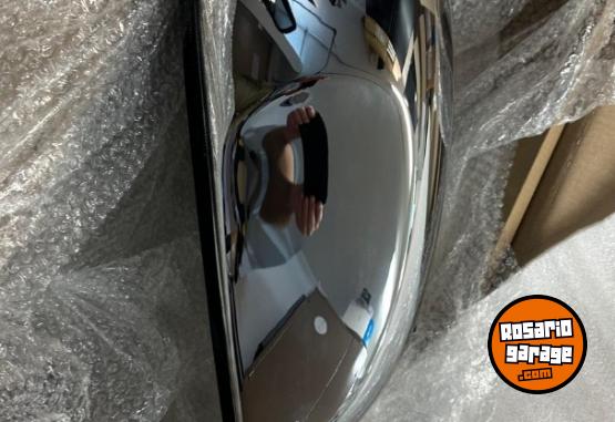 Accesorios para Motos - Tanque Royal Enfield Interceptor nuevo - En Venta