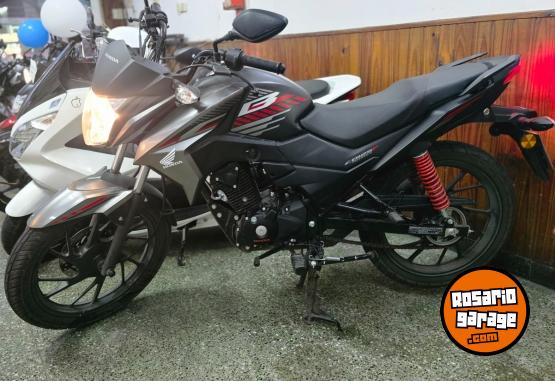 Motos - Honda CB TWISTER 125CC 2026 Nafta 2400Km - En Venta