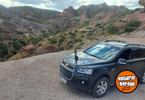 Camionetas - Chevrolet Captiva LS 2017 GNC 130000Km - En Venta