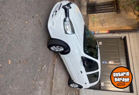 Autos - Renault Clio confort 2016 Nafta 105000Km - En Venta
