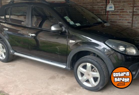 Autos - Renault SANDERO STEPWAY 1.6 CONF 2011 Nafta 167000Km - En Venta
