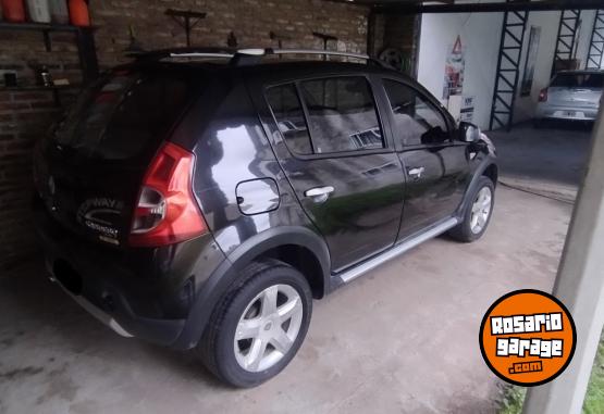 Autos - Renault SANDERO STEPWAY 1.6 CONF 2011 Nafta 167000Km - En Venta