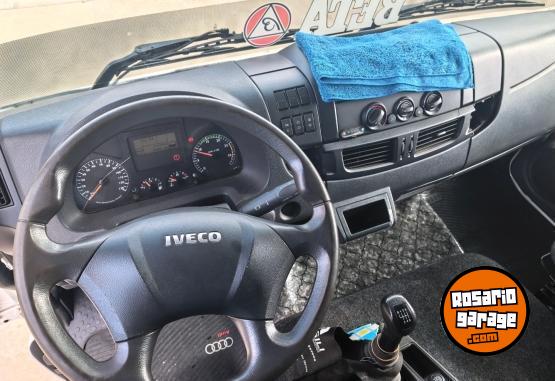 Camiones y Gr�as - Iveco tector - En Venta