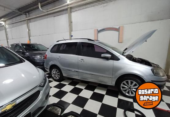 Autos - Volkswagen Suran 2011 GNC 163000Km - En Venta
