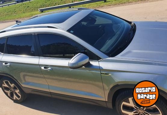 Camionetas - Volkswagen TAOS HIGHLINE 2025 Nafta 12000Km - En Venta