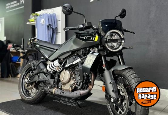Motos - Husqvarna Svartpilen 401 G3 2024 Nafta 1155Km - En Venta