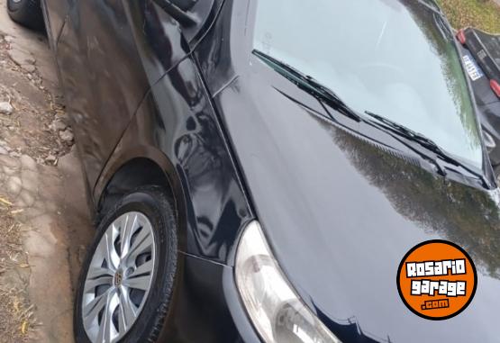 Autos - Volkswagen Voyage 2011 GNC 162000Km - En Venta