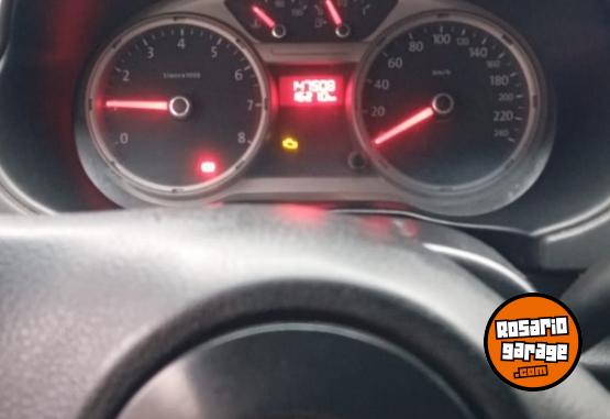 Autos - Volkswagen Voyage 2011 GNC 162000Km - En Venta
