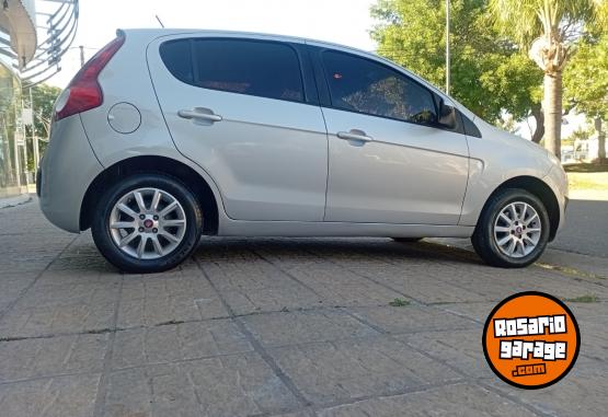 Autos - Fiat Palio attractive 1.4 2018 GNC 115000Km - En Venta