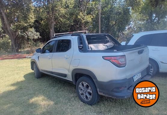 Camionetas - Fiat Strada Volcano 2022 Nafta 80000Km - En Venta