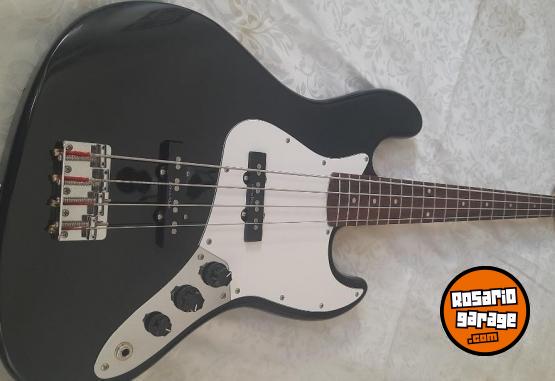 Instrumentos Musicales - Jazz Bass Squier Sonus mics - En Venta