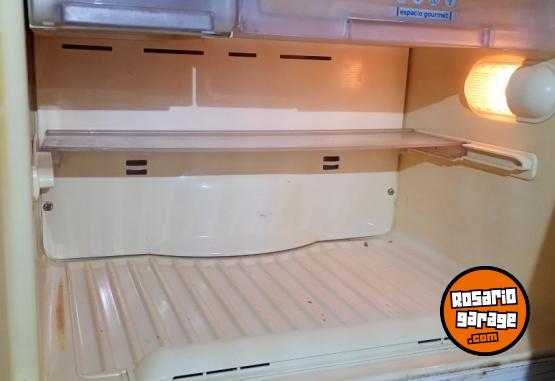 Hogar - Heladera Whirlpool WRX51D1 No Frost con Dispensador de Agua - En Venta