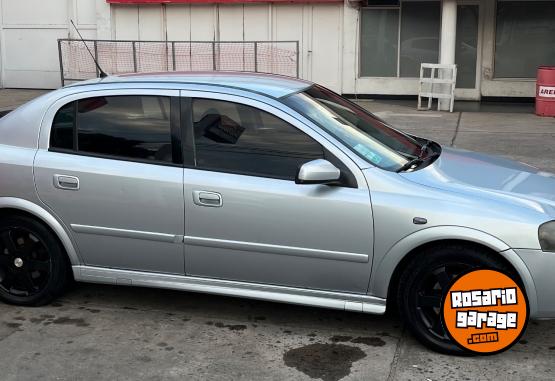 Autos - Chevrolet Astra 2006 Nafta 211000Km - En Venta