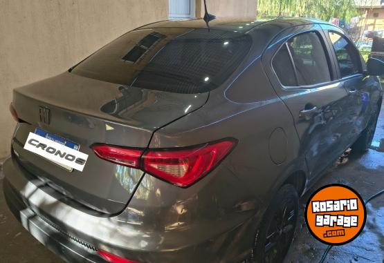 Autos - Fiat Cronos 2025 GNC 12500Km - En Venta