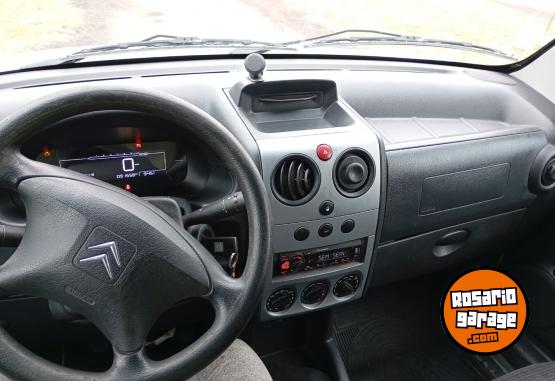 Utilitarios - Citroen Berlíngo 2021 GNC 92000Km - En Venta
