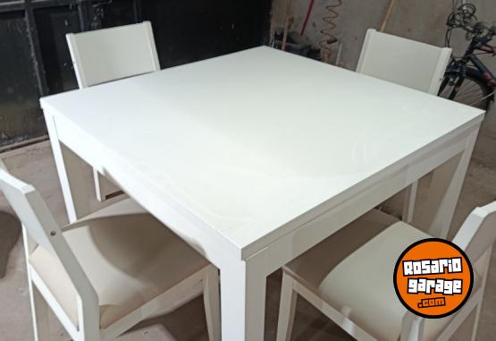 Hogar - Mesa con sillas - En Venta
