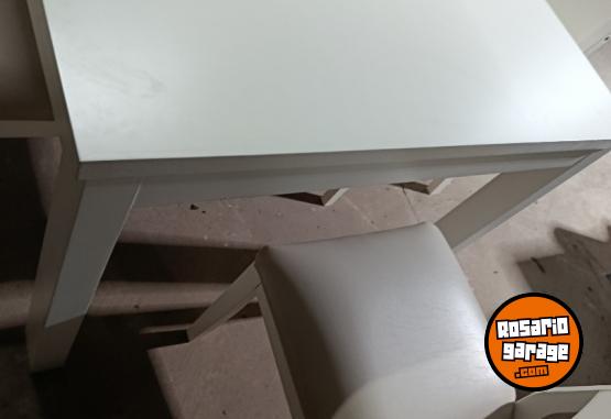 Hogar - Mesa con sillas - En Venta