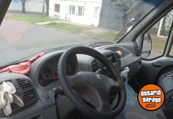 Utilitarios - Peugeot 2013 2013 Diesel 344000Km - En Venta