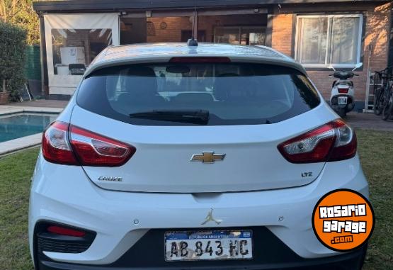 Autos - Chevrolet Cruze Ltz 2017 Nafta 110000Km - En Venta
