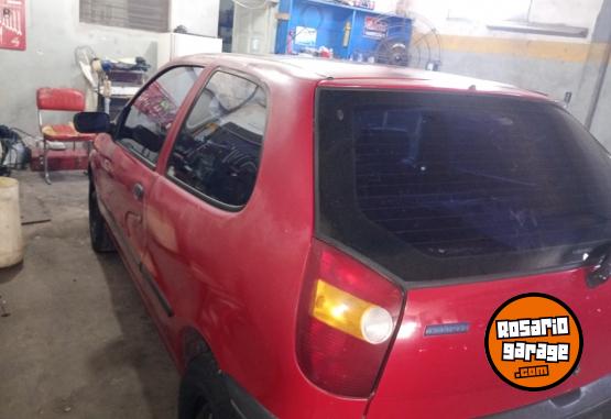 Autos - Fiat Palio tipo 1.6 2001 GNC 220000Km - En Venta