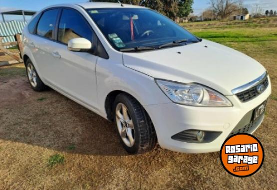 Autos - Ford Focus trend 2.0 2012 Nafta 145000Km - En Venta