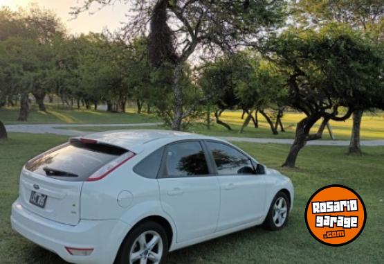 Autos - Ford Focus trend 2.0 2012 Nafta 145000Km - En Venta